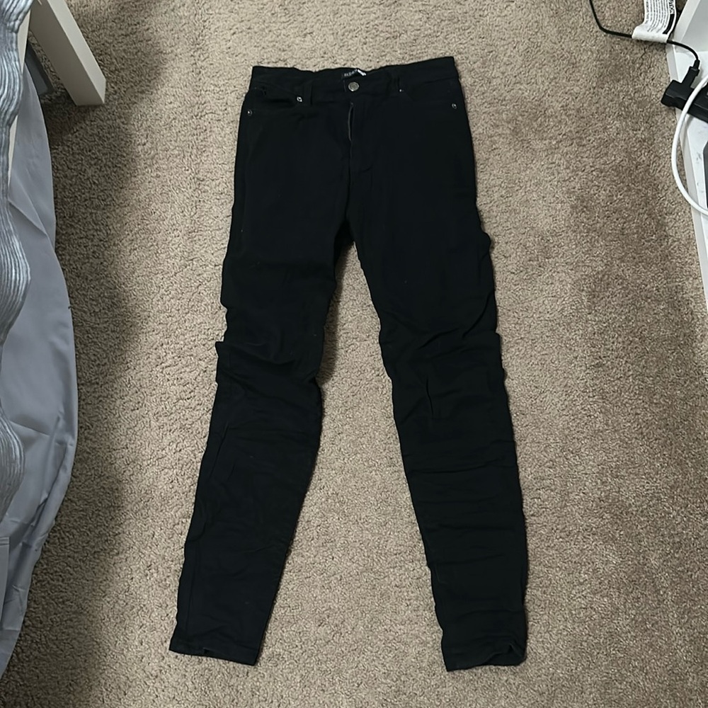 Black Fashion Nova Skinny Jeans